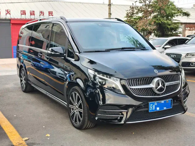 Mercedes-Benz V-Class — Фото автомобиля 6