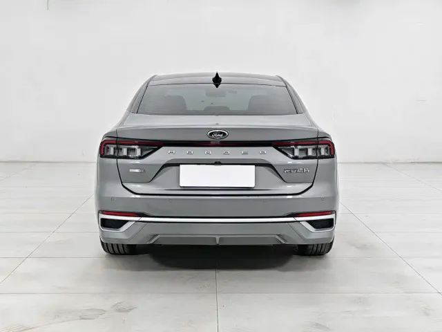 Ford Mondeo — Фото автомобиля 5