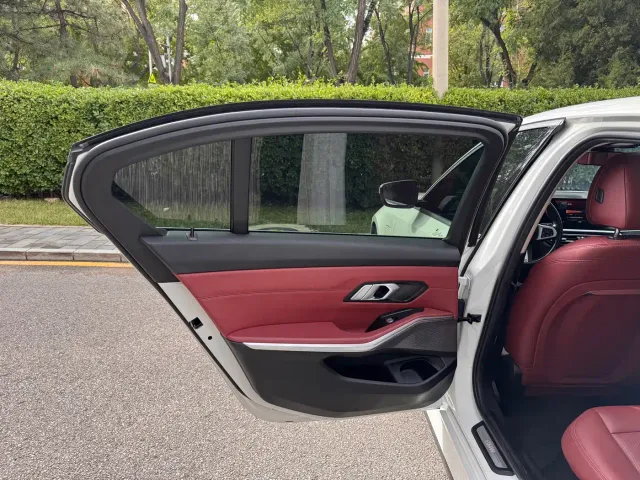 BMW i3 — Фото автомобиля 13