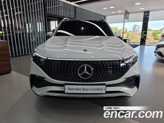 Mercedes-Benz EQB X243 — Фото автомобиля 3
