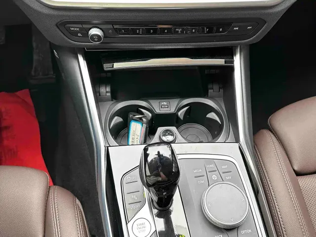 BMW 3 Series — Фото автомобиля 17