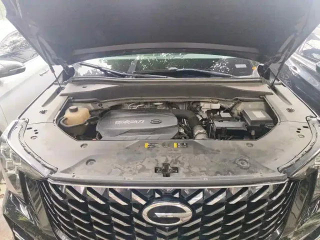 GAC Trumpchi GS8 — Фото автомобиля 3