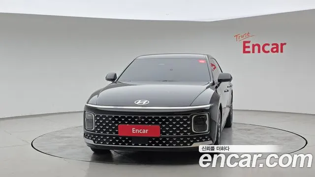 Hyundai Grandeur GN7 — Фото автомобиля 3