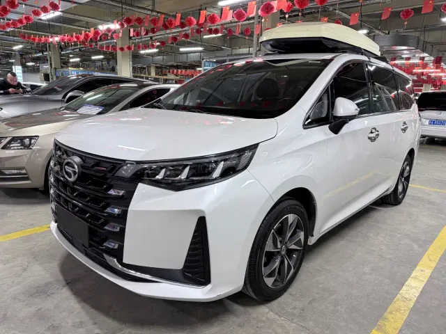 Фотография автомобиля — GAC Trumpchi M6