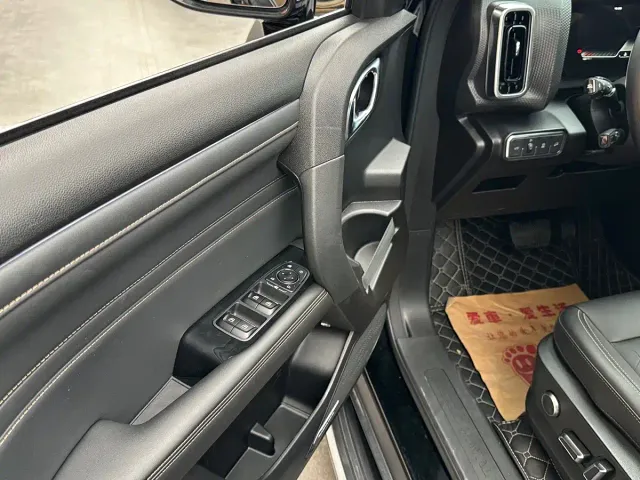 Haval Big Dog — Фото автомобиля 6