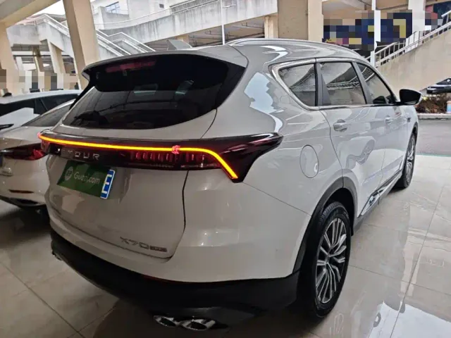 Jetour X70 Plus — Фото автомобиля 6