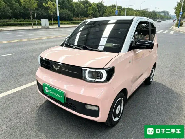 Фотография автомобиля — Wuling Hongguang Mini EV