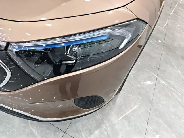 Mercedes-Benz EQA — Фото автомобиля 23