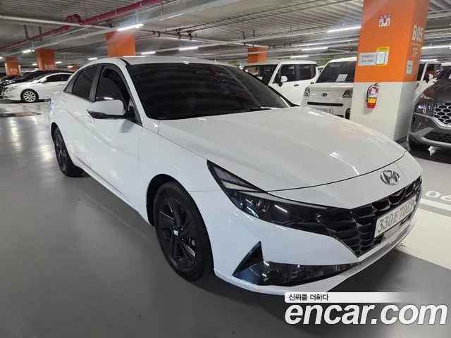 Hyundai Avante CN7 — Фото автомобиля 2