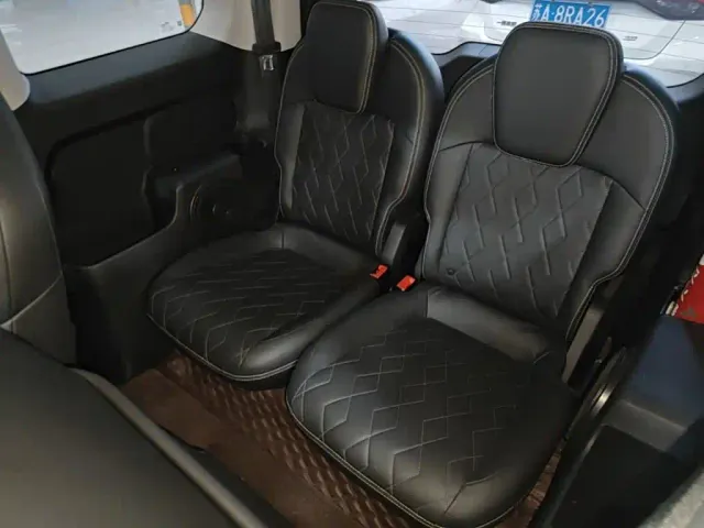 Baojun KiWi EV — Фото автомобиля 16