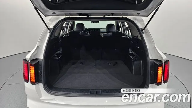 Kia Sorento Sorento 4-е поколение Бензин 2.5T 2WD — Фото автомобиля 20