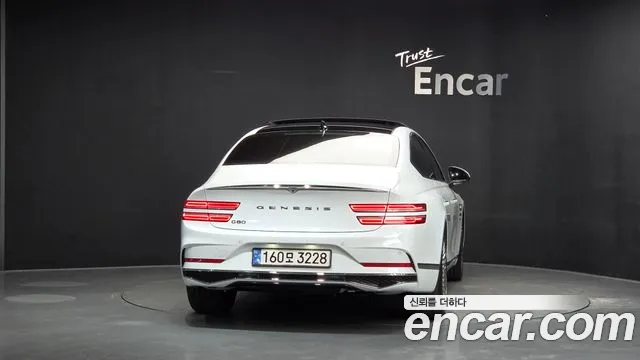 Genesis G80 RG3 — Фото автомобиля 4
