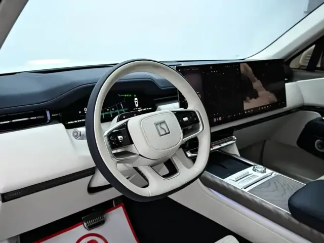 ZEEKR Zeekr 9X 2025 model Ultra Edition 70kWh — Фото автомобиля 14