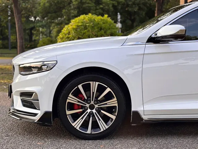 Geely Xingrui — Фото автомобиля 12