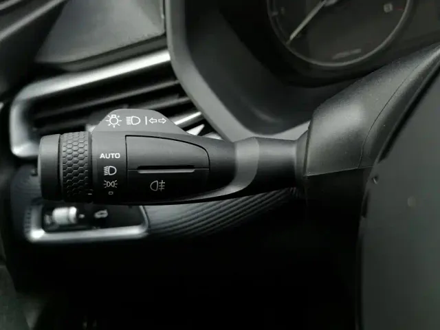 Geely Emgrand — Фото автомобиля 21