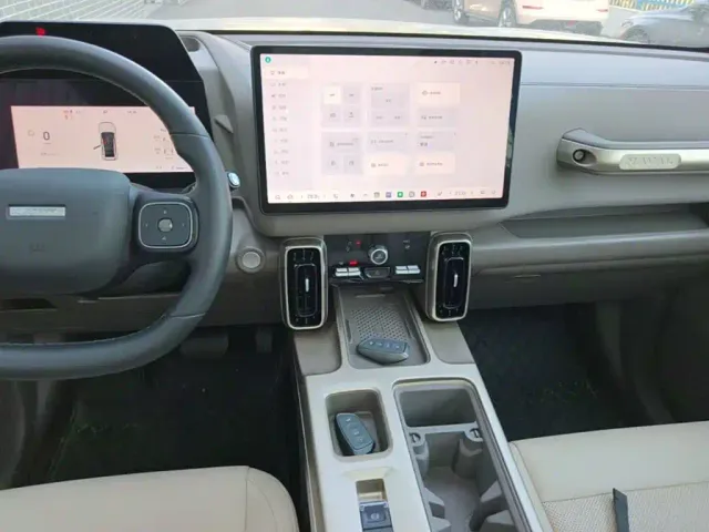 Haval Big Dog — Фото автомобиля 12