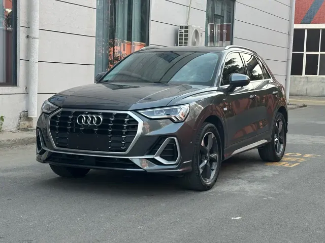 Audi Q3 — Фото автомобиля 2