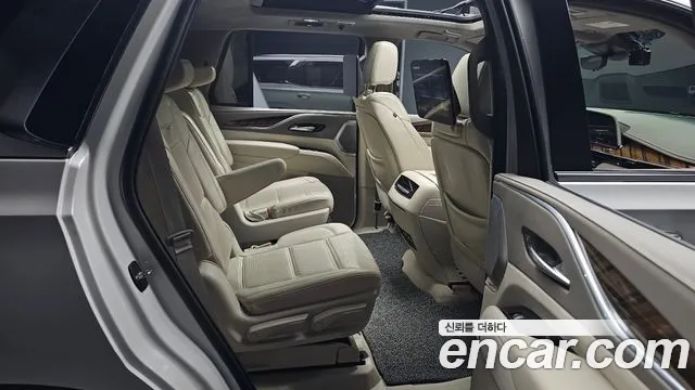 Cadillac Escalade Escalade 5 поколение — Фото автомобиля 10