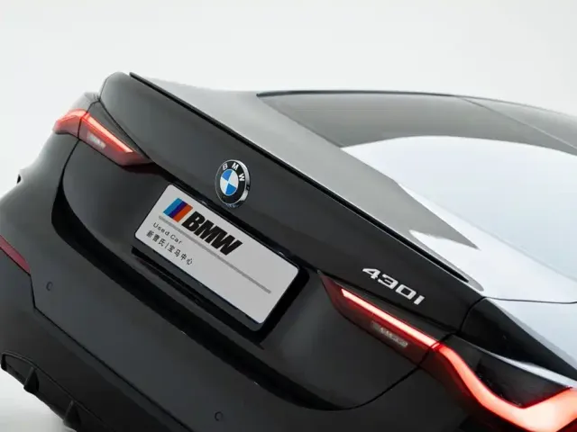 BMW BMW 4 Series 2024 430i M Sport Shadow Edition — Фото автомобиля 8