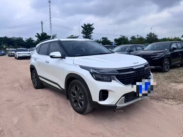 Kia Seltos — Фото автомобиля 3