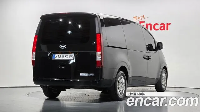 Hyundai Staria — Фото автомобиля 2