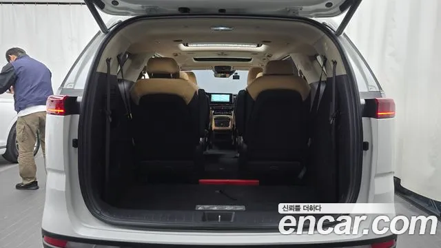 Kia Carnival 4th Gen — Фото автомобиля 24