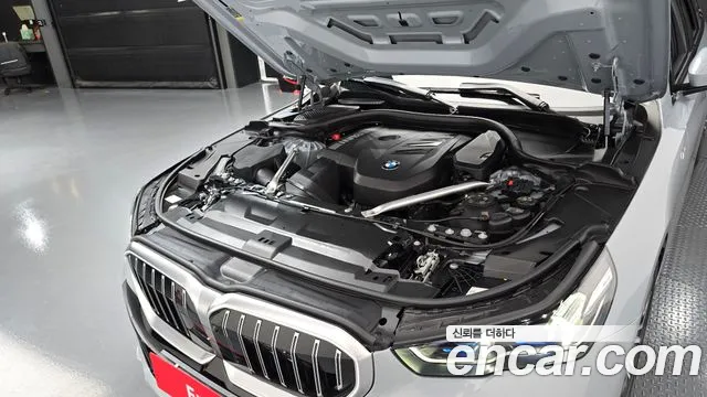 BMW 5-Series — Фото автомобиля 6