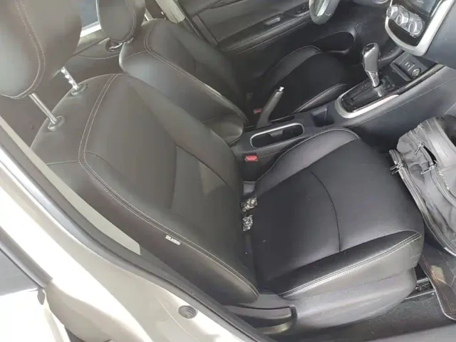 Nissan Tiida — Фото автомобиля 24