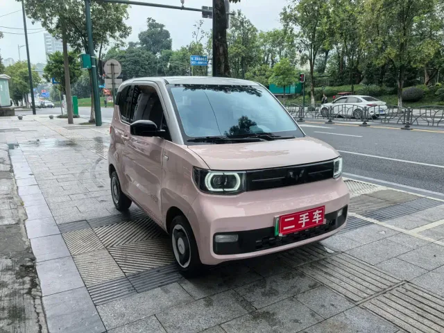 Wuling Hongguang Mini EV — Фото автомобиля 2