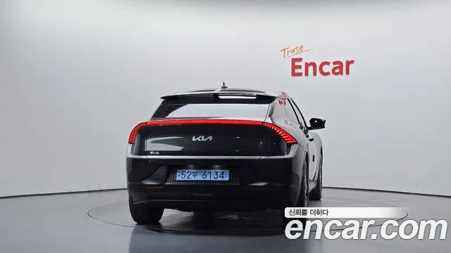 Kia EV6 — Фото автомобиля 4