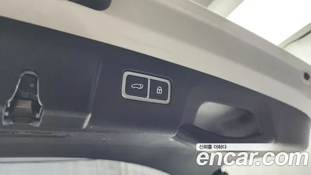 Kia Sorento Sorento 4-е поколение Бензин 2.5T 2WD — Фото автомобиля 23