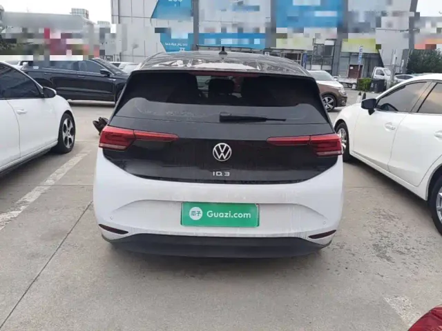 Volkswagen ID.3 — Фото автомобиля 5