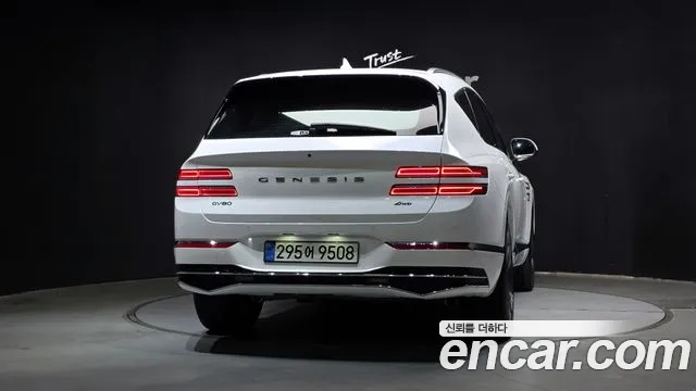 Genesis GV80 — Фото автомобиля 4