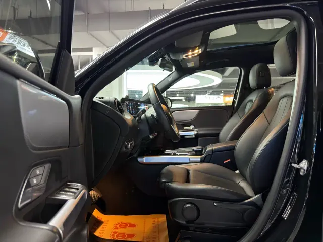 Mercedes-Benz GLB-Class — Фото автомобиля 7