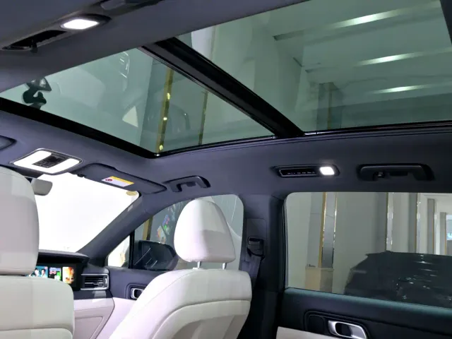 Li Auto ONE — Фото автомобиля 21