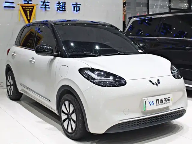 Wuling Bingo — Фото автомобиля 4