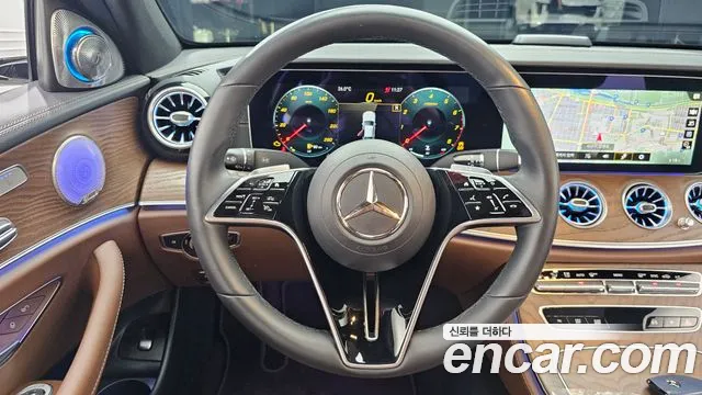 Mercedes-Benz E-Class W213 — Фото автомобиля 12