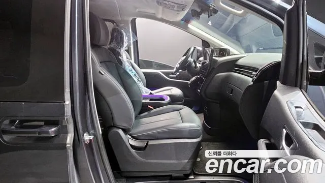 Hyundai Staria Staria Lounge 9 мест — Фото автомобиля 11