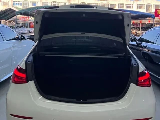 Mercedes-Benz C-Class — Фото автомобиля 13