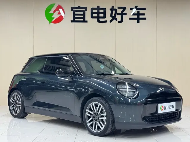 MINI Cooper — Фото автомобиля 3