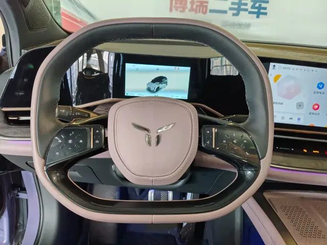 Hongqi Tian Gong 08 — Фото автомобиля 15