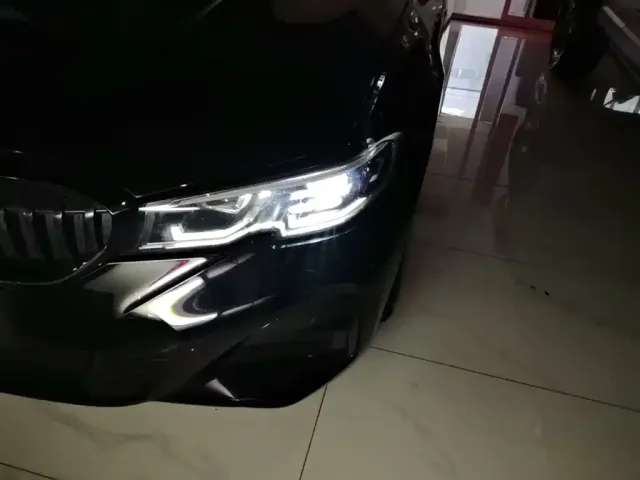 BMW 3 Series — Фото автомобиля 23