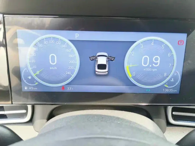 Hyundai Elantra — Фото автомобиля 4