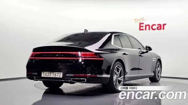 Фотография автомобиля — Genesis G90 RS4