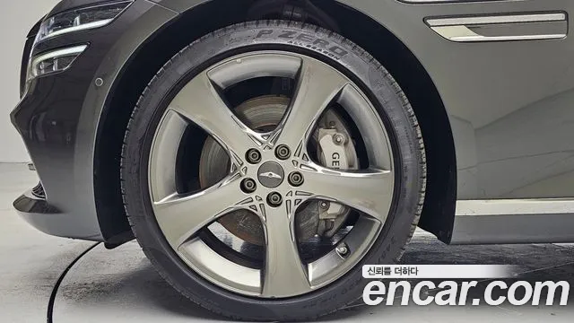 Genesis G80 Бензин 2.5 турбо AWD — Фото автомобиля 5