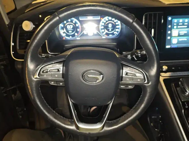 GAC Trumpchi M8 — Фото автомобиля 15