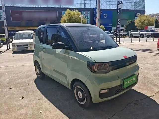 Wuling Hongguang Mini EV — Фото автомобиля 3