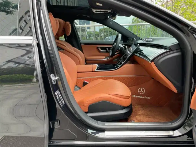Mercedes-Benz S-Class — Фото автомобиля 20