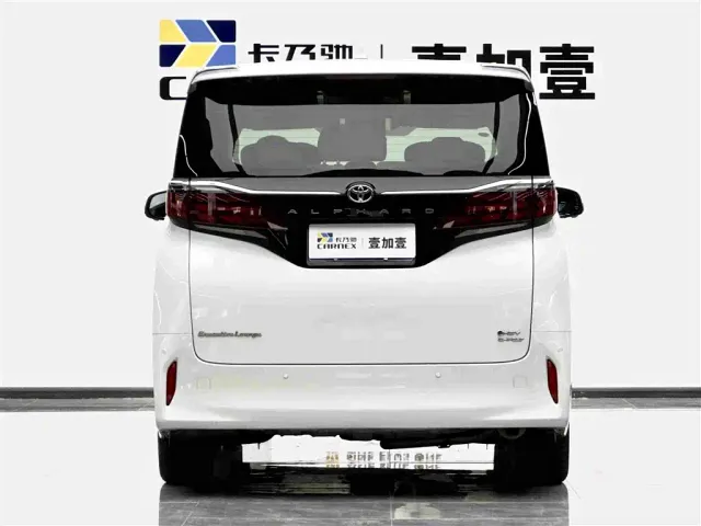 Toyota Alphard — Фото автомобиля 5