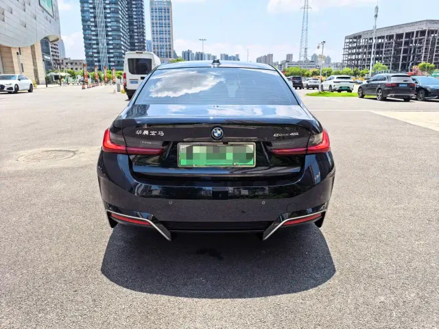 BMW i3 — Фото автомобиля 8